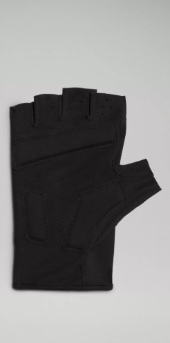 هل يمكن لقفاز التدريب على رمي الجمباز تحسين السلامة والمهارة على السجادة؟